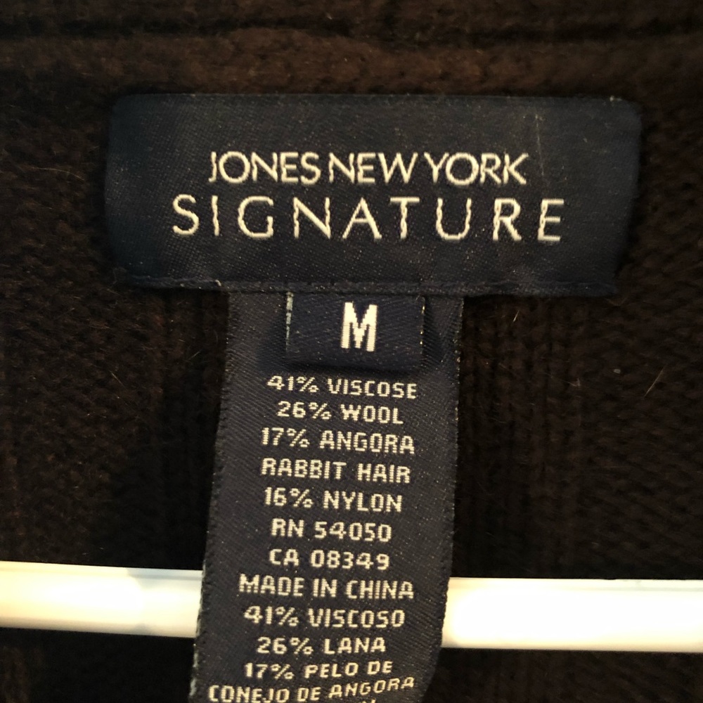 Sweater - Picture 3 of 4